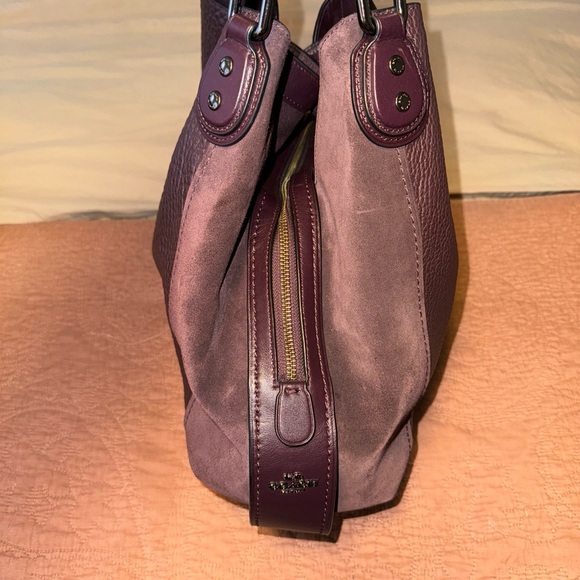Coach Edie 42 in mixed leather Oxblood color - Picture 3 of 13